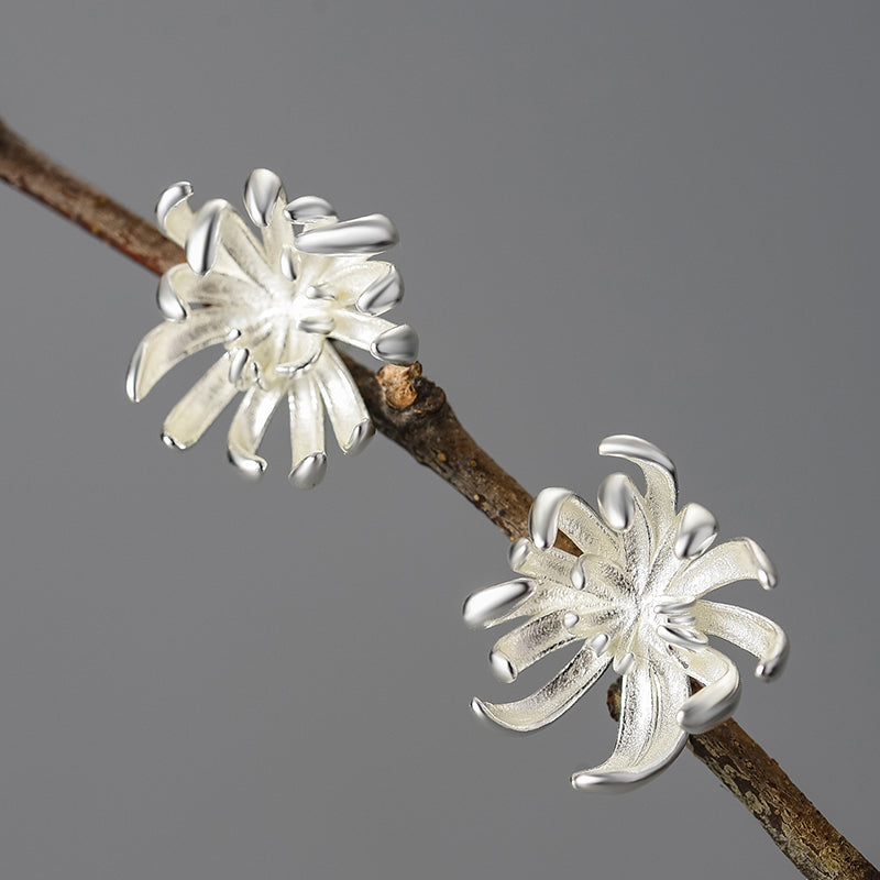 Chrysanthemum Earring