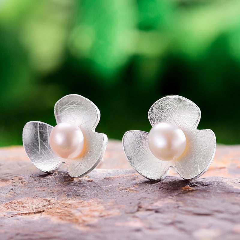 Pearl Earring in Clover Special Bride