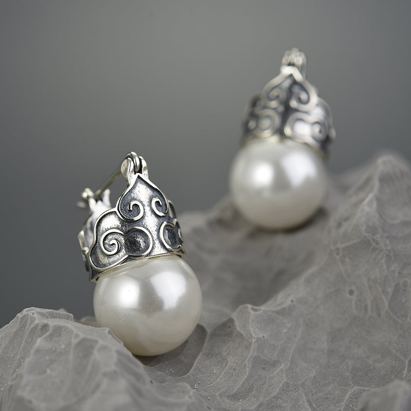 Vintage Pearl Earring
